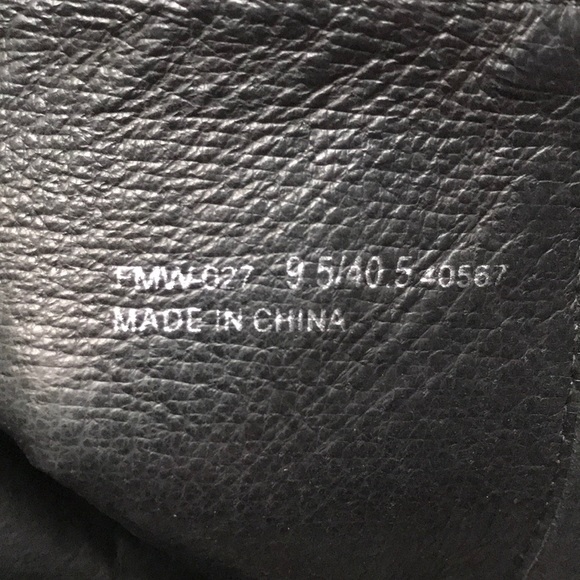 Velvet Black Ankle boots - Picture 4 of 5